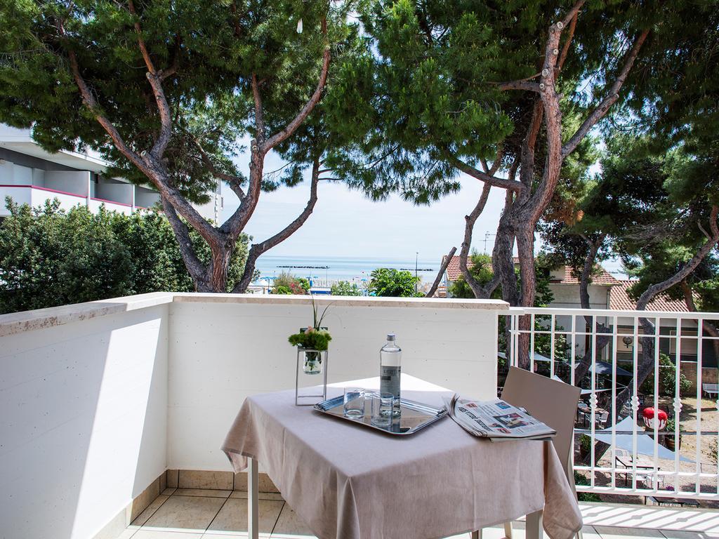 Mane Boutique Hotel Roseto Degli Abruzzi Exterior foto